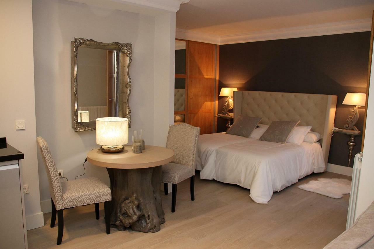 Principia Suites Леон Екстериор снимка